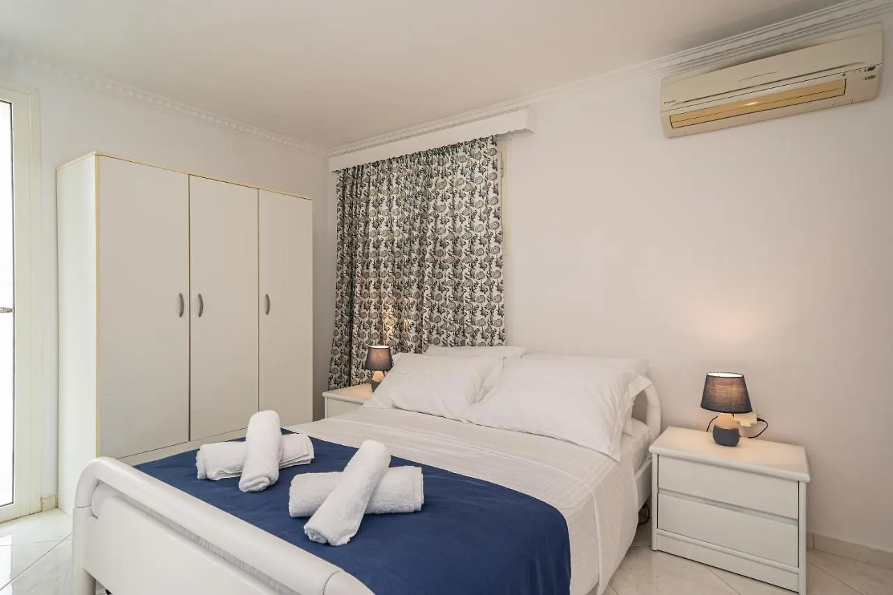 Irene Luxury Apartment & Studio Metaxata Greece
